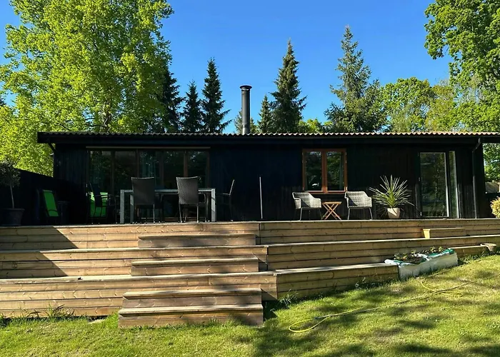 別荘 Summer House Where Indoor And Out Blends Together